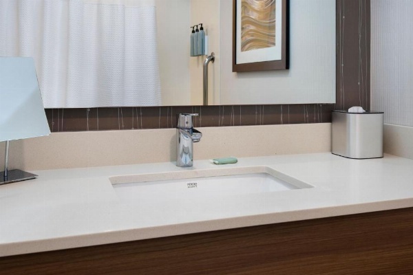 Courtyard by Marriott Binghamton image 11
