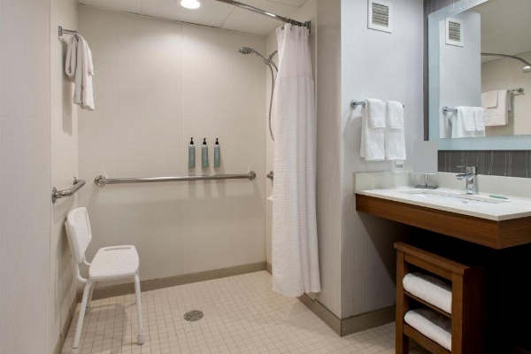 Courtyard by Marriott Binghamton image 14
