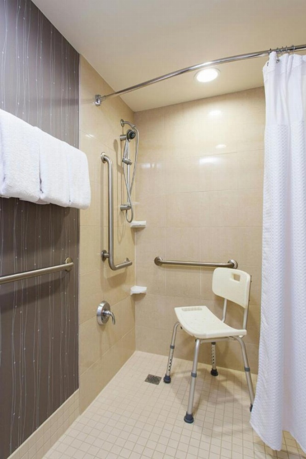 Courtyard by Marriott Binghamton image 17